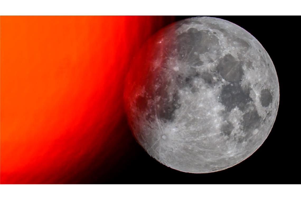 Mond am Morgenhimmel