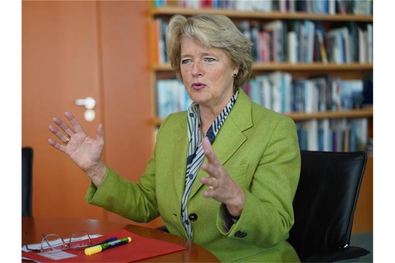 Monika Grütters, Kulturstaatsministerin, unterstützt Frauen in Führungspositionen. Foto: Jörg Carstensen/dpa