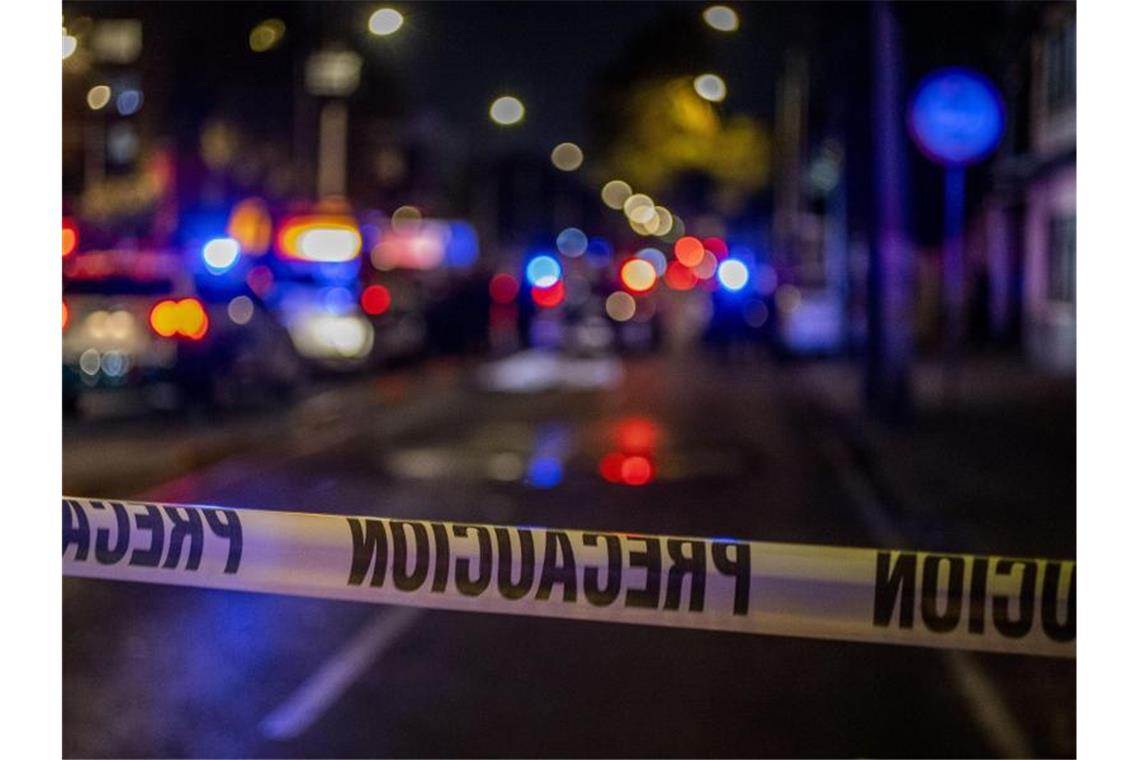 Polizisten in Mexiko wegen 19-fachen Mordes unter Verdacht Morde sind in Mexiko an der Tagesordnung. Kartelle und Gangs kontrollieren ganze Regionen - oft haben sie Verbindungen zu Sicherheitskräften. (Symbolbild). Foto: Jair Cabrera Torres/dpa