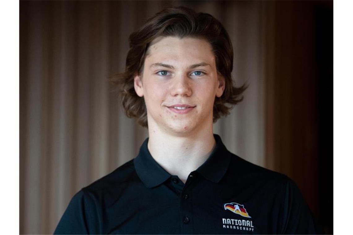 Eishockey-Talent Seider beginnt in AHL Moritz Seider, Eishockeyspieler. Foto: Monika Skolimowska/Archivbild