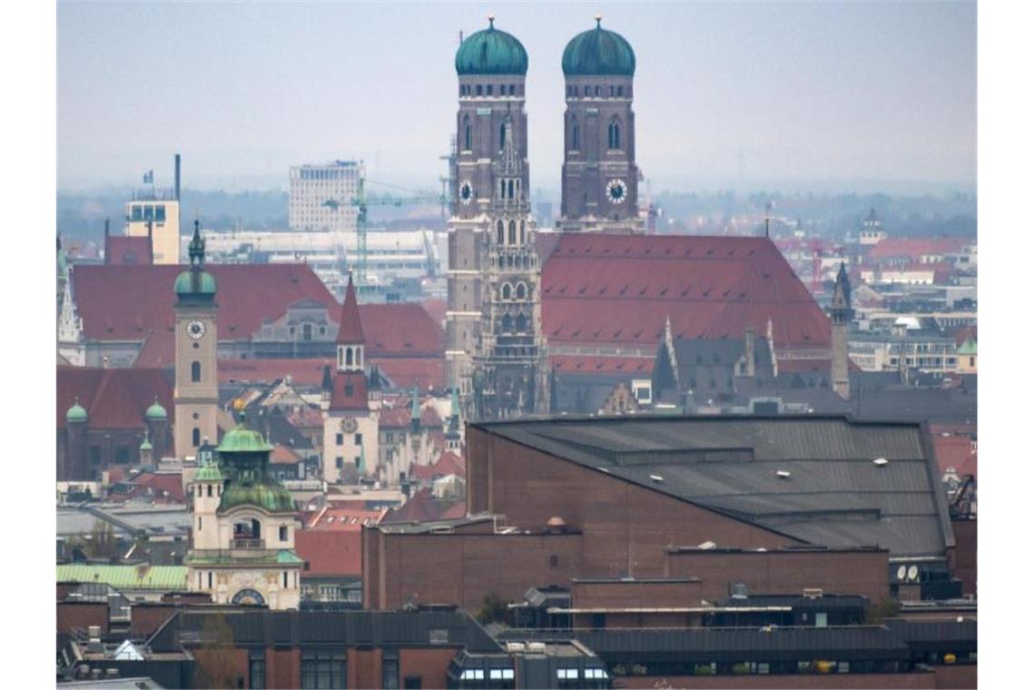 Ranking: Darmstadt ist Zukunft, Berlin ist Dynamik München bleibt beim Städteranking von IW Consult bei der aktuellen Lage auf dem ersten Platz - das siebte Mal in Folge. Foto: Peter Kneffel/dpa