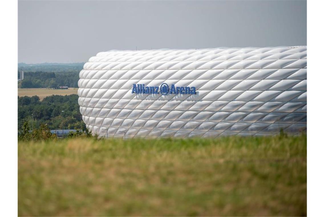 Keine Garantie für Spiele mit Fans: München droht EM-Entzug München soll der UEFA für die EM-Spiele eine Zuschauergarantie abgeben. Foto: Lino Mirgeler/dpa