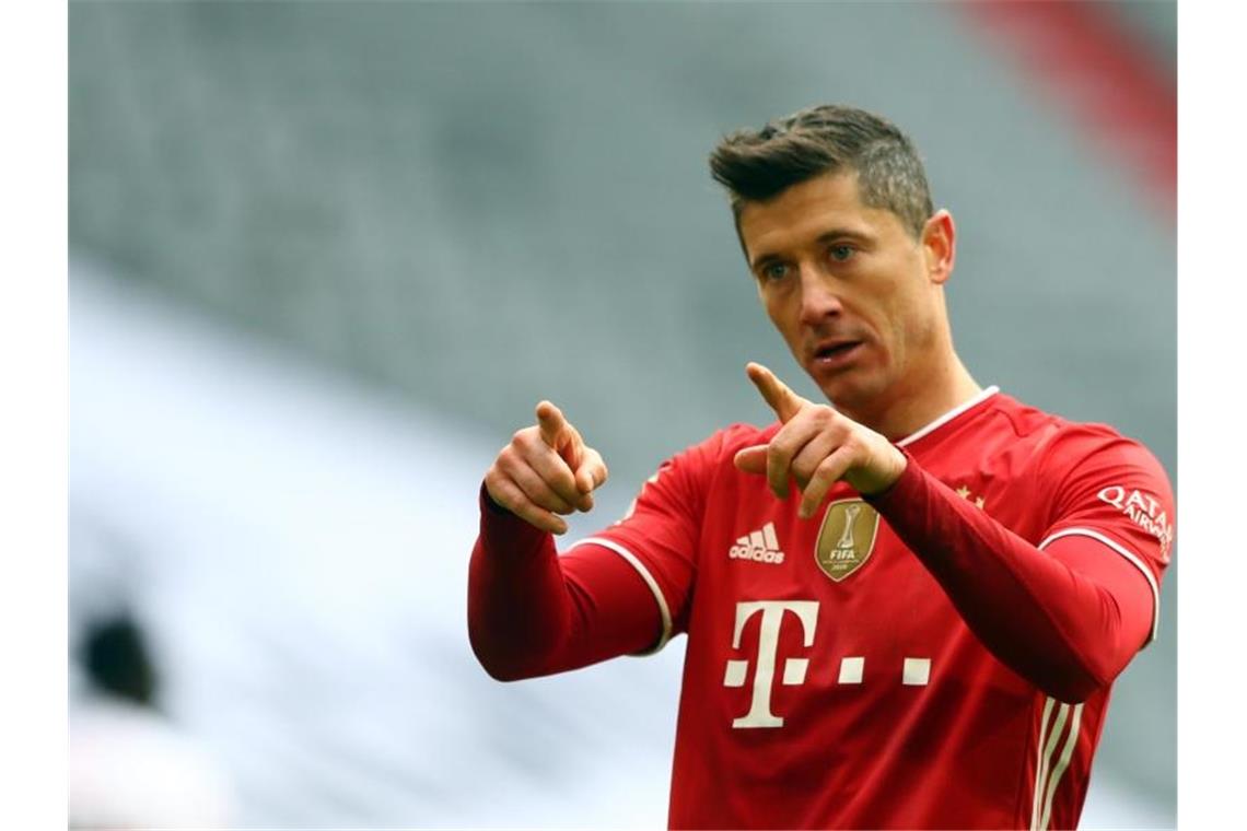 Freiburg könnte Schauplatz von Lewandowski-Torrekord werden Münchens Stürmer Robert Lewandowski. Foto: Matthias Schrader/AP POOL/dpa/archivbild