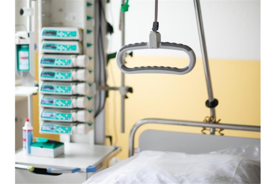 Mehr als 73.900 Corona-Nachweise in Deutschland Münchner Klinik gibt ihren Alltagsbetrieb vorerst auf. Foto: Jonas Güttler/dpa