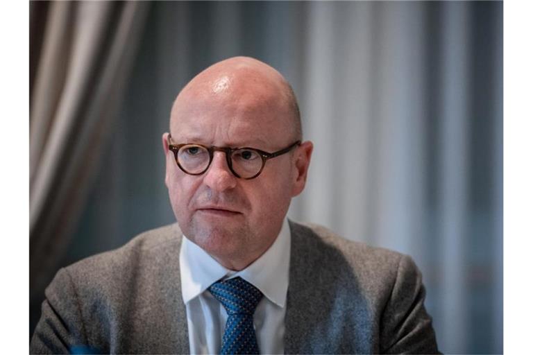 Münsters Oberbürgermeister Markus Lewe: „Unsere Aufmerksamkeit und unsere Gedanken sind bei den Kindern, die nun in sicheren Einrichtungen sind und dort umfassende professionelle Hilfe bekommen.“. Foto: Fabian Strauch/dpa