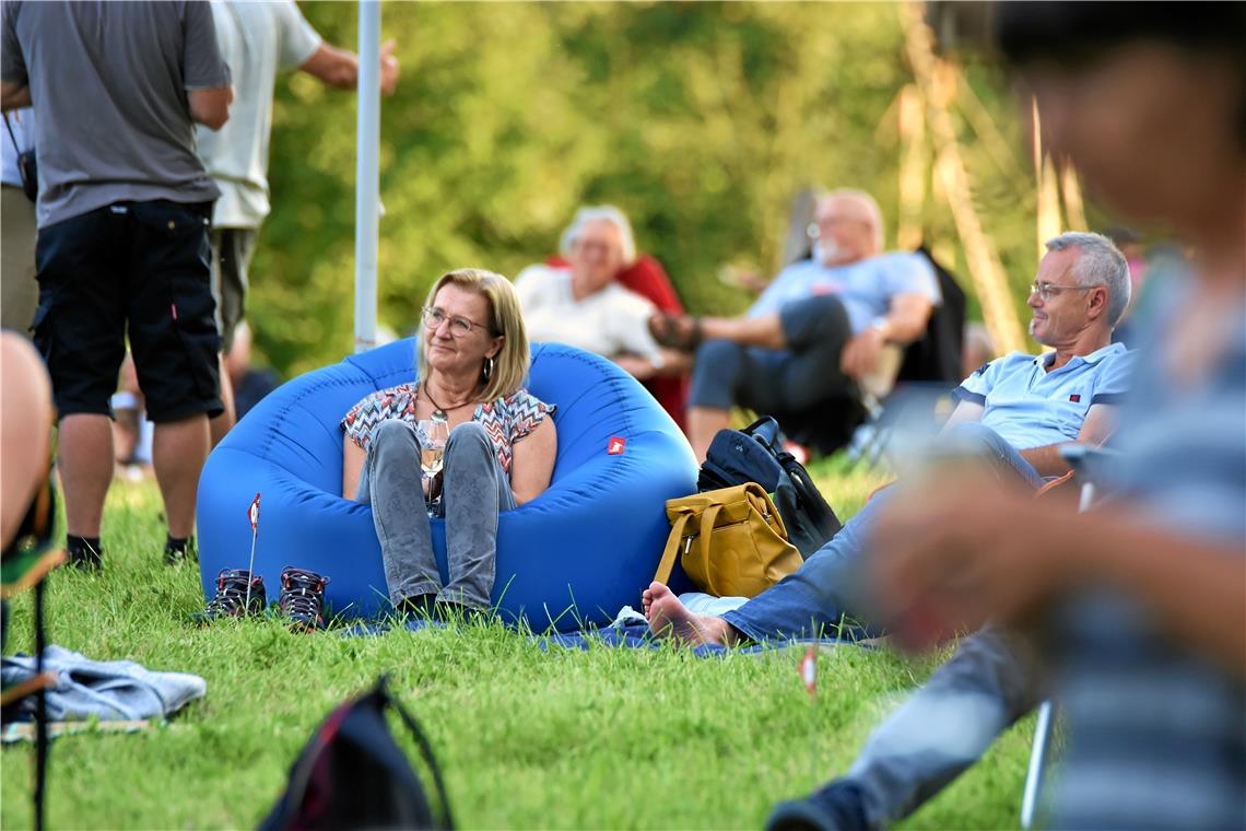 Murrhardter Sommerpalast Bergfestival in Murrhardt Waltersberg an den Wellington...