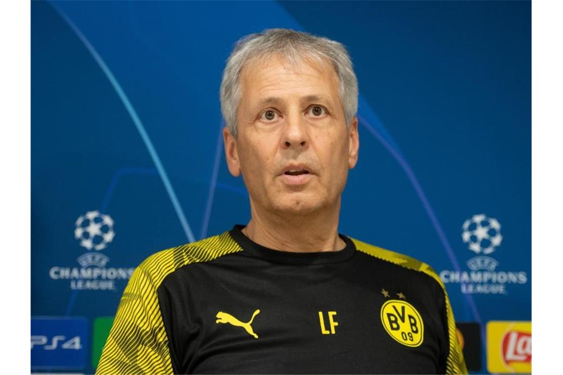 Muss bei Inter Mailand auf Kapitän Marco Reus verzichten: BVB-Coach Lucien Favre. Foto: Bernd Thissen/dpa