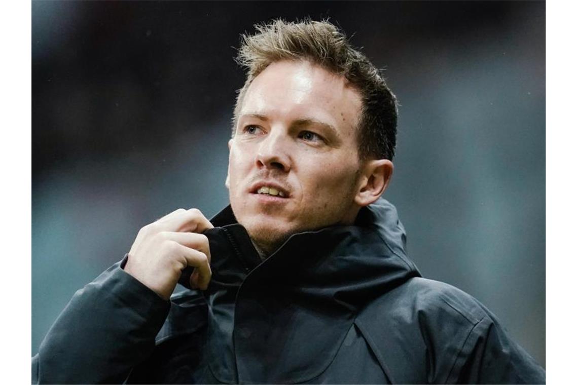 Muss in der Bundesliga mit seiner Elf nach dem Pokal-Aus direkt gegen den FC Bayern ran: Leipzigs Trainer Julian Nagelsmann. Foto: Uwe Anspach/dpa