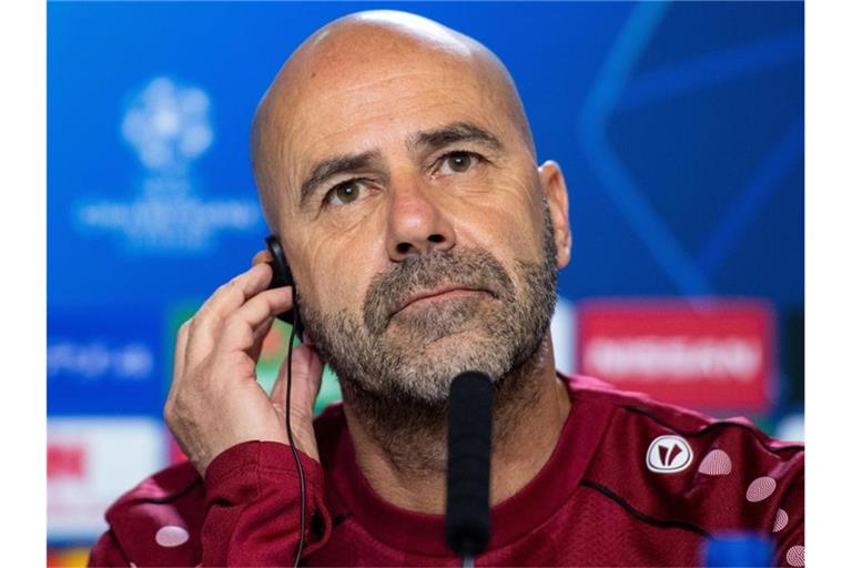Muss mit Leverkusen bei Atlético ran: Bayer-Coach Peter Bosz. Foto: Marius Becker/dpa