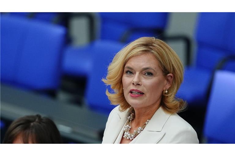 Muss Spannungen ausgleichen und löst selbst Spannungen aus: Bundestagspräsidentin Julia KLöckner (CDU).