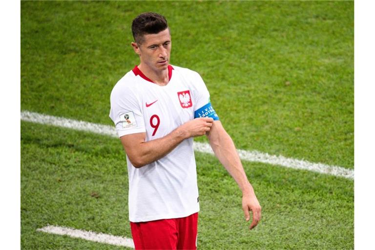 Musste beim polnischen Sieg gegen Andorra verletzt ausgewechselt werden: Robert Lewandowski. Foto: Petter Arvidson/Bildbyran via ZUMA Press/dpa