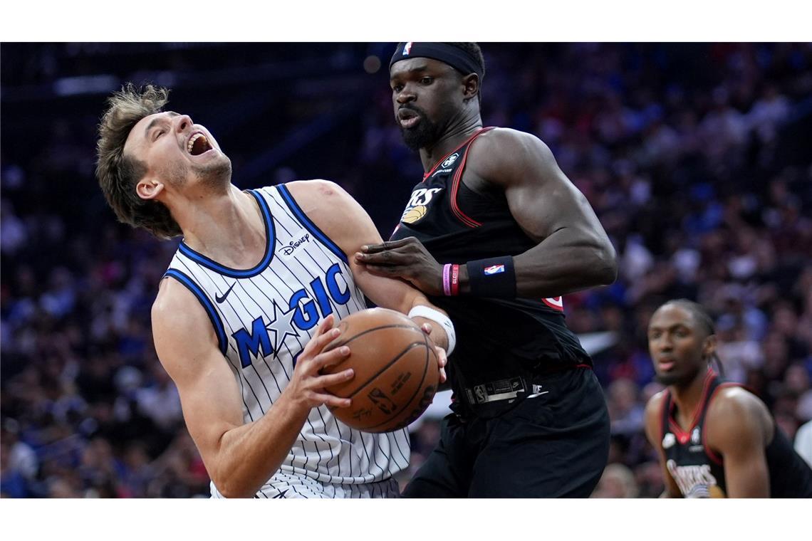 Musste mit Orlando eine Niederlage in Philadelphia hinnehmen: Franz Wagner (li).