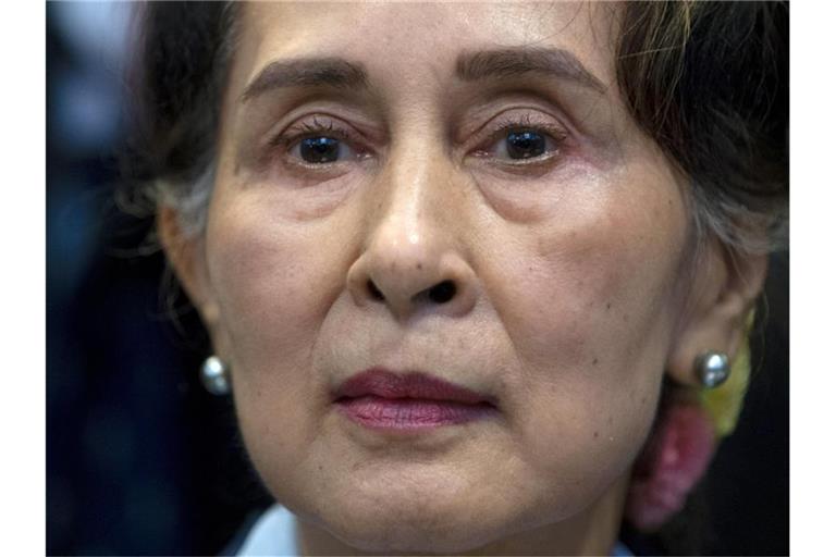 Myanmars entmachtete Regierungschefin Aung San Suu Kyi. Foto: Peter Dejong/AP/dpa