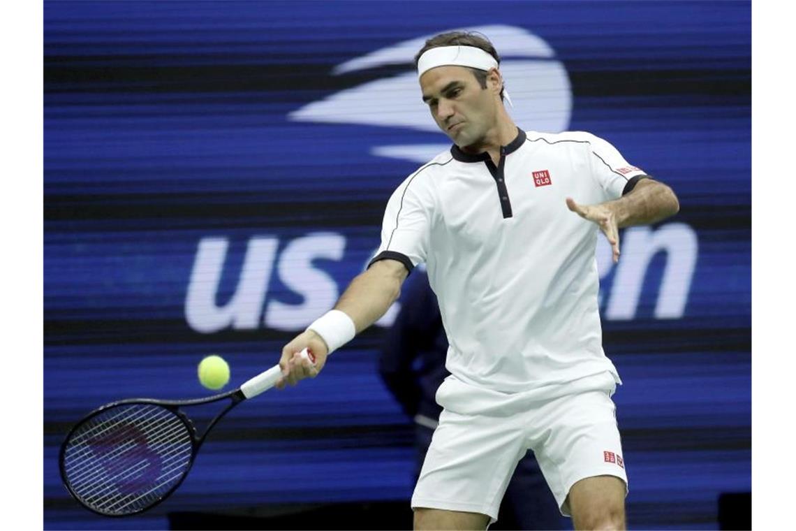 Nach anfänglichen Schwierigkeiten gegen den Bosnier Damir Dzumhur in der dritten Runden: Roger Federer. Foto: Eduardo Munoz Alvarez/AP