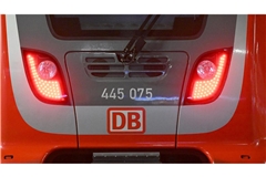 Nach Angaben der Deutschen Bahn (DB) wurde der Zugverkehr auf der Strecke zwischen Radolfzell und Konstanz am Abend unterbrochen. (Symbolbild)