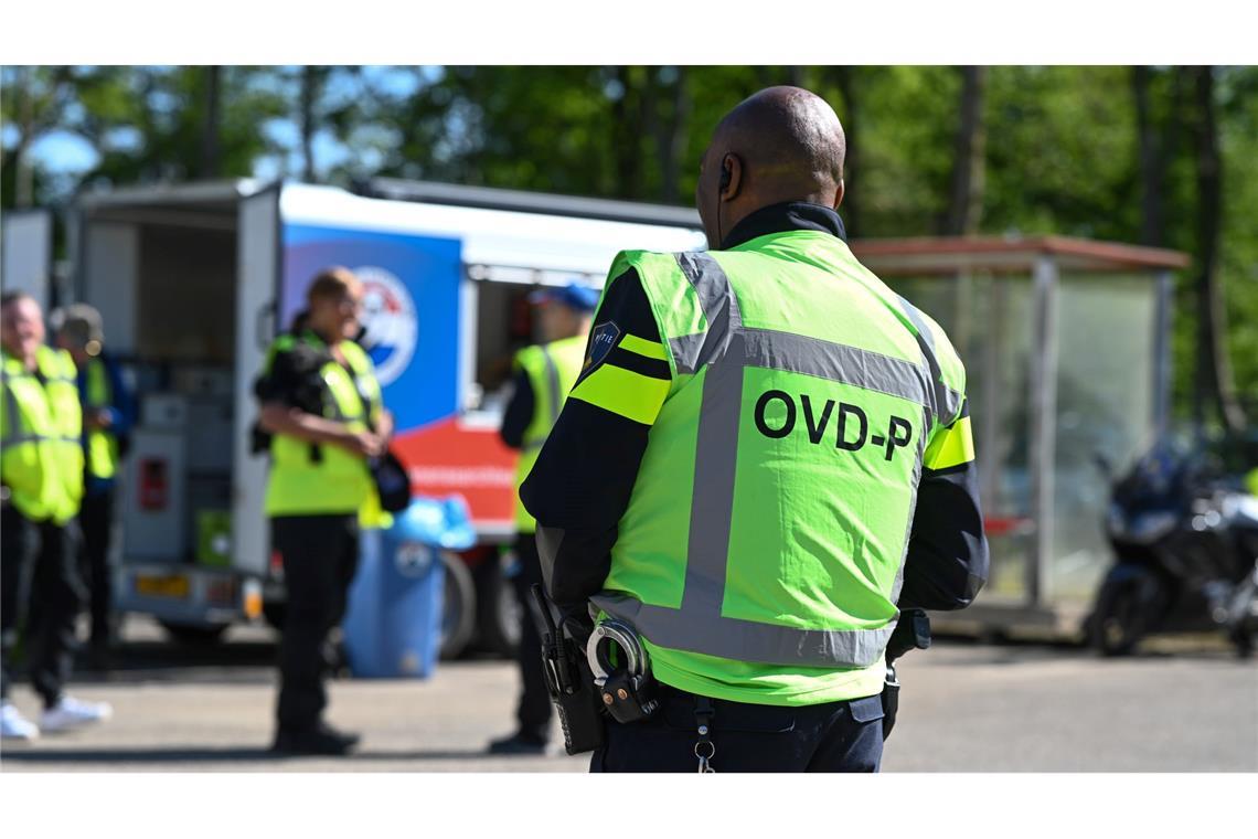 Niederlande: Suche nach zwei Kindern - vermutlich entführt Nach Angaben der Polizei könnten sich die Kinder in Lebensgefahr befinden.