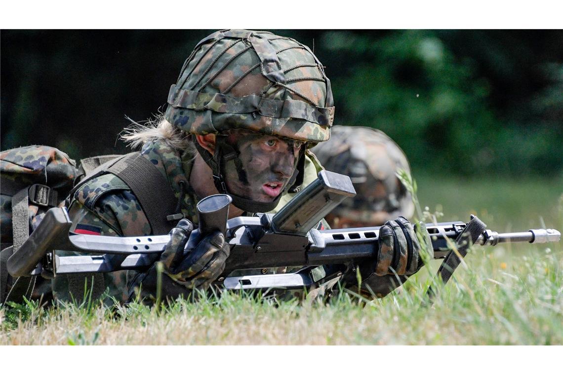 Nach Angaben des Wehrbeauftragten liegt der Anteil der Mannschaftssoldaten nicht einmal bei 30 Prozent. (Illustration)