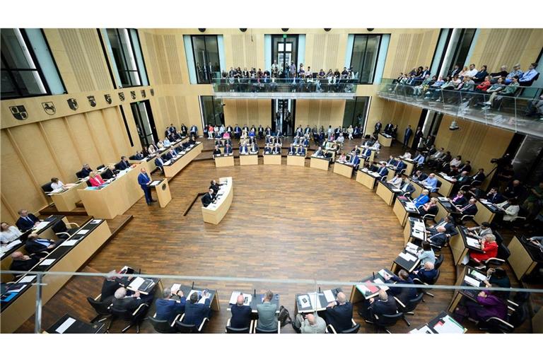 Nach dem Bundestag hat auch der Bundesrat grünes Licht für milliardenschwere Steuerentlastungen für Unternehmen gegeben.