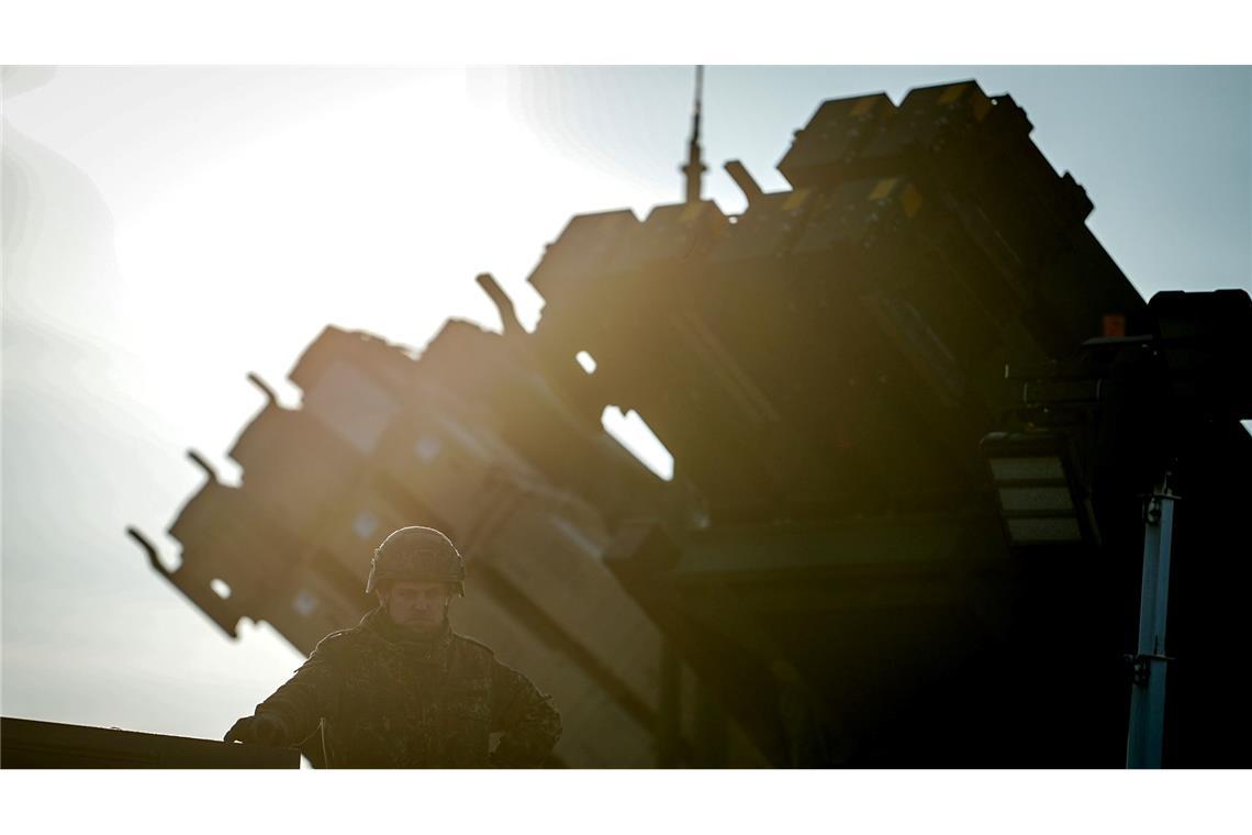 Nato reagiert mit Militäroperation auf russische Drohnen Nach dem Eindringen russischer Drohnen in den Luftraum der Nato will die Nato die Schutzmaßnahmen an der Ostflanke noch einmal verbessern. (Archivbild)