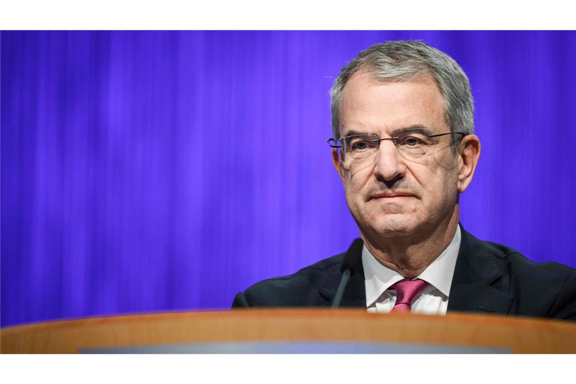 Nach dem Rauswurf des Nestlé-Konzernchefs Laurent Freixe   sind die Aktien des Unternehmens unter Druck geraten. (Archivbild)