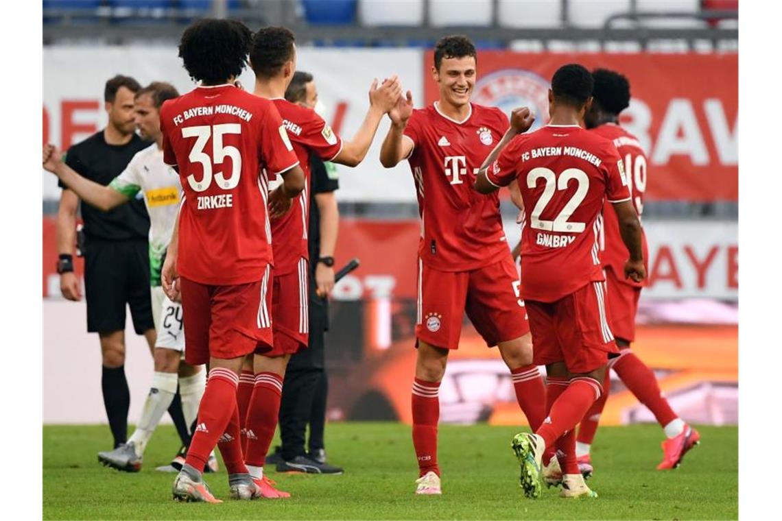 Bayern will Titel „nach Hause fahren“ - Werder hofft