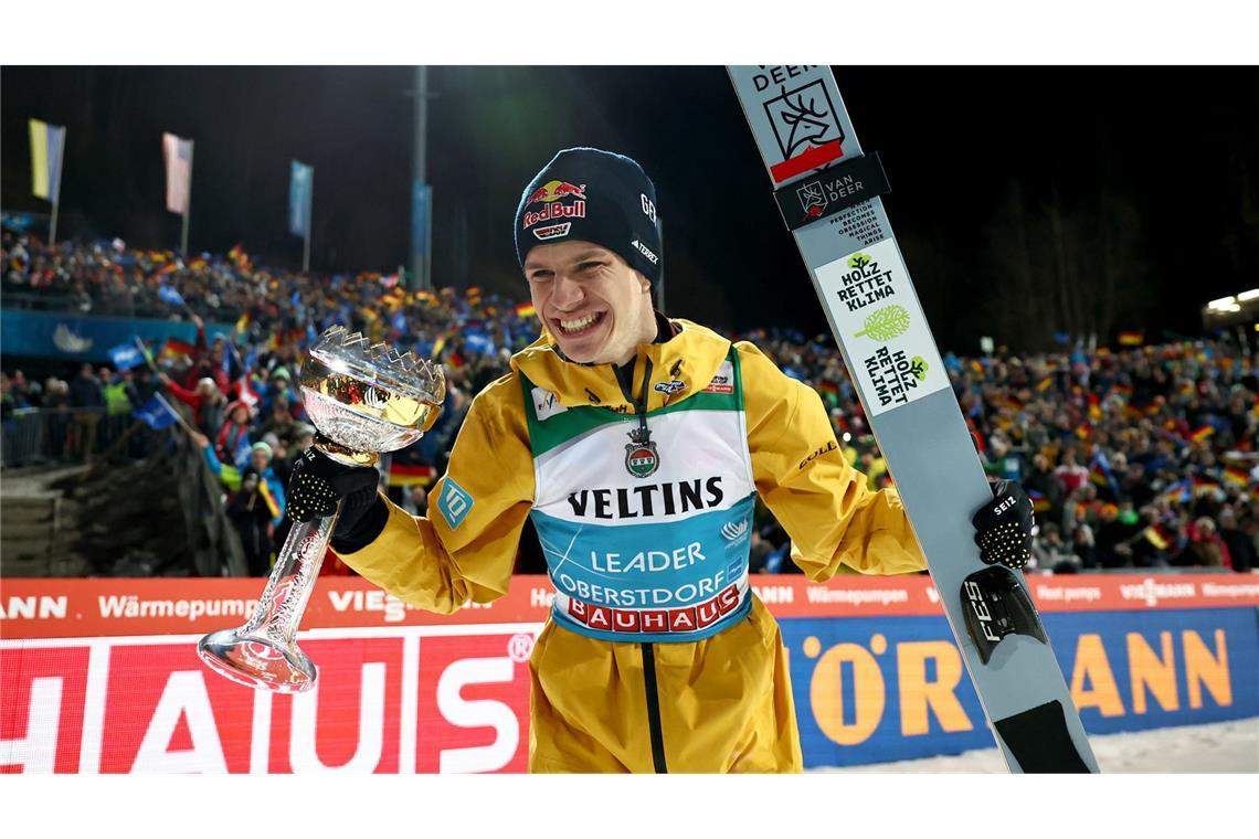 Nach dem Sieg in Oberstdorf rechnet sich Andreas Wellinger gute Chancen auf den Gesamtsieg aus.