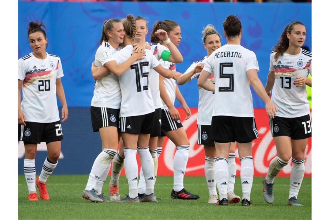 Nach dem Sieg über Spanien in Valenciennes geht es für die deutschen Nationalspielerinnen bei der WM weiter zum dritten Spiel in Montpellier gegen Südafrika. Foto: Sebastian Gollnow
