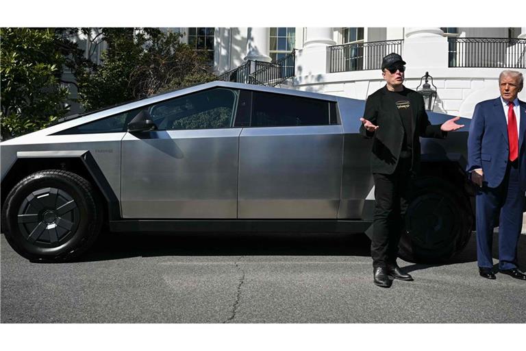 Nach dem Streit über das Steuergesetz ist Elon Musk der US-Präsident Donald Trump als Werbepartner weggebrochen.