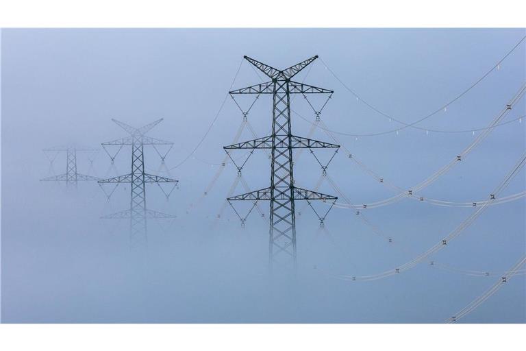 Nach dem Stromausfall in Spanien, Portugal und Frankreich hat die EU-Kommission den Kontakt zu den Staaten aufgenommen.