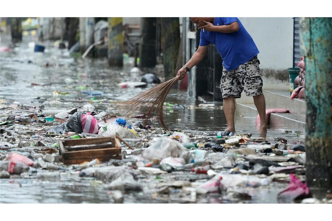 Nach dem Sturm hat das Aufräumen begonnen.