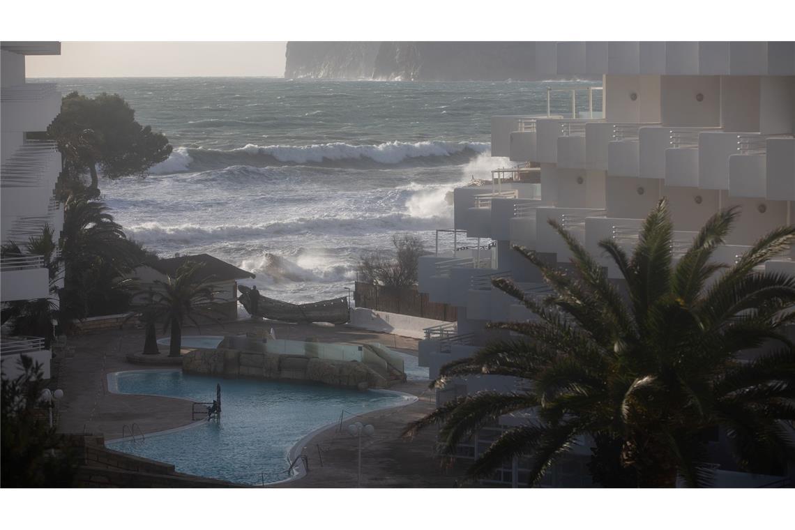 Nach dem Sturm können sich die Menschen auf Mallorca auf ein ruhigeres Wochenende mit Sonne freuen. Nächste Woche soll es wieder regnen. (Archivbild)