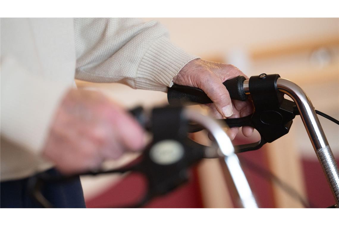 Nach dem Vorfall kam der Senior  wegen seines psychischen Ausnahmezustandes in eine Fachklinik. (Symbolbild)