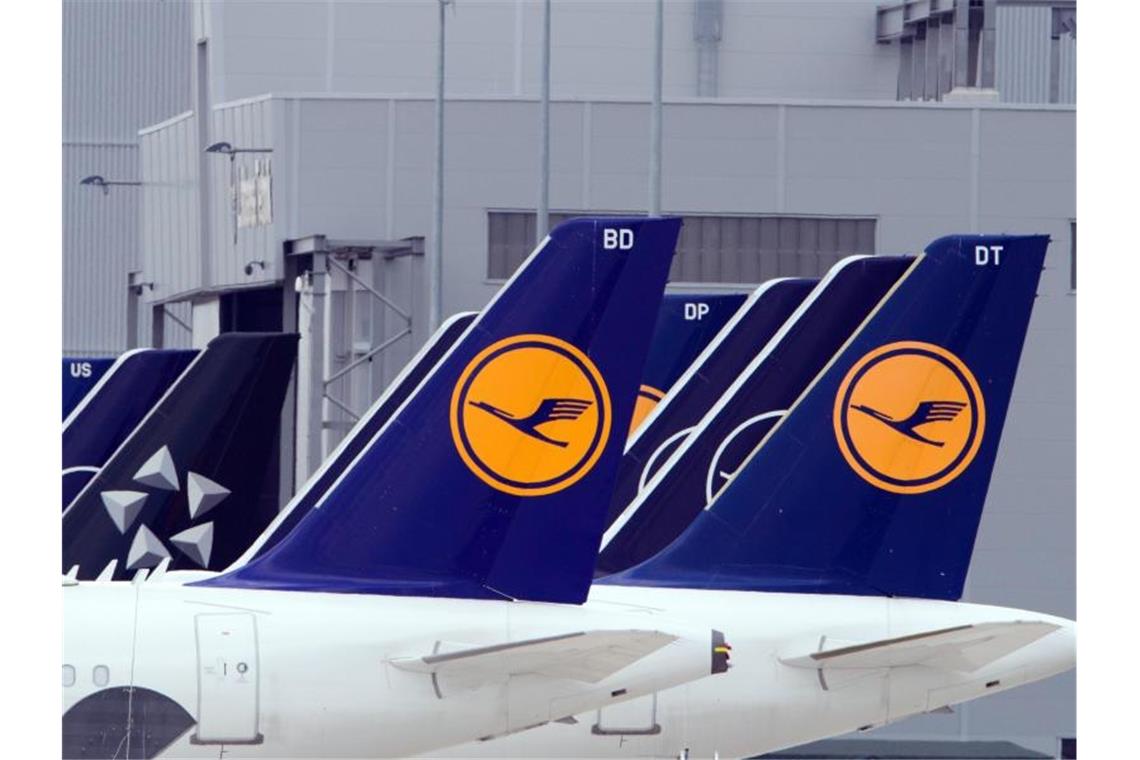 Nach dem Zusammenbruch des Luftverkehrs im März hatte Lufthansa automatische Erstattungsprozesse abgestellt und auf Einzelfallprüfungen bestanden. Foto: Soeren Stache/dpa-Zentralbild/dpa