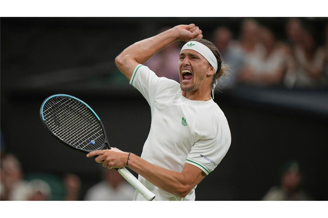 Nach dem zweiten Satz jubelte Alexander Zverev befreit.