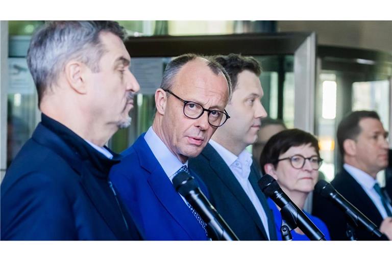 Nach den Beratungen in 16 Fach-Arbeitsgruppen werden die Verhandlungen jetzt auf Spitzenebene fortgesetzt.