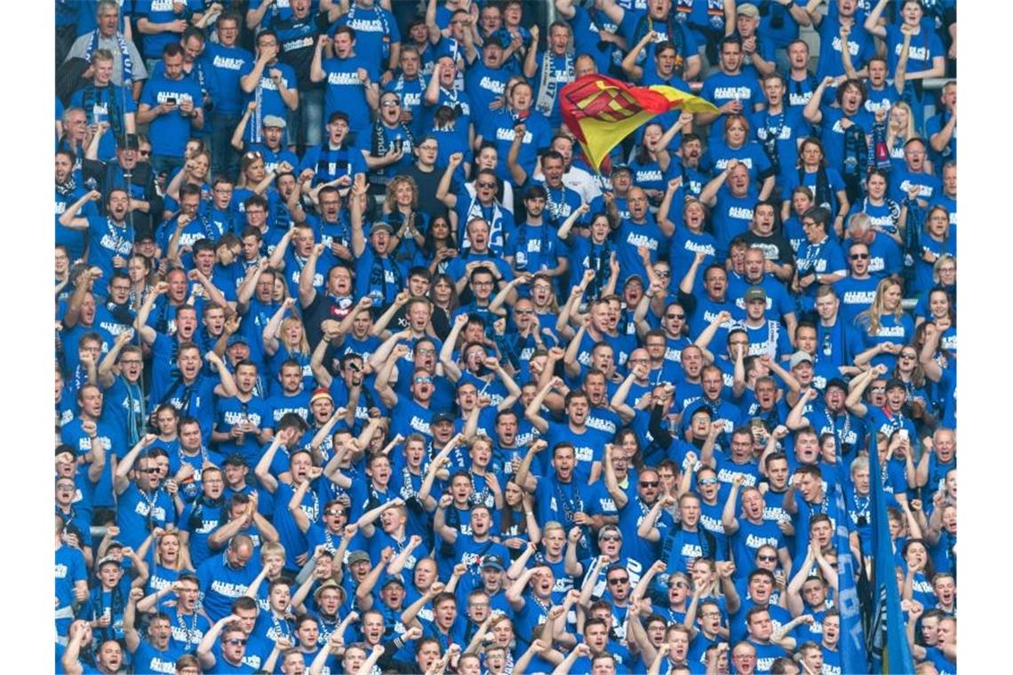 Nach den Fan-Protesten gibt es nun doch keine Kooperation zwischen Paderborn und Leipzig. Foto: Robert Michael/ZB