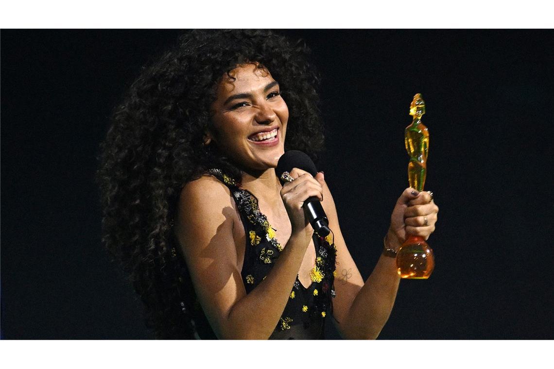 Olivia Dean gewinnt vier Brit Awards