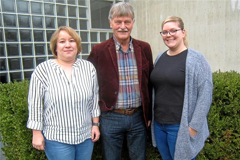 Nach der Entscheidung in Schmiden (von links): Die neue Schatzmeisterin Miriam Bareis vom TSV Leutenbach, der nun ehemalige Vorsitzende Ulrich Zimmermann vom LAC Schwäbischer Wald und die neue Chefin Jasmin Hitzelberger vom TV Murrhardt. Foto: G. Hartmann