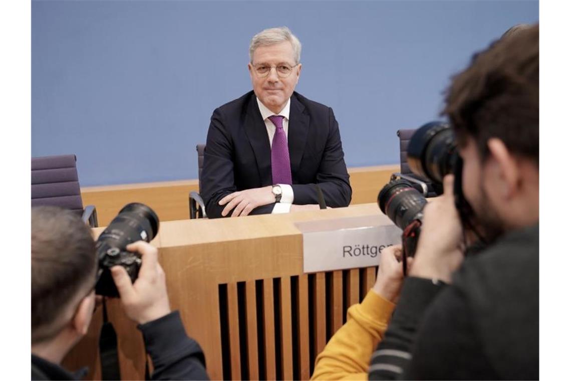 Norbert Röttgen: „Es geht um Positionierung der CDU“ Nach der Rücktritts-Ankündigung der CDU Chefin Kramp-Karrenbauer hat Norbert Röttgen angekündigt, für den Posten des CDU Bundesvorsitzenden kandidieren zu wollen. Foto: Michael Kappeler/dpa