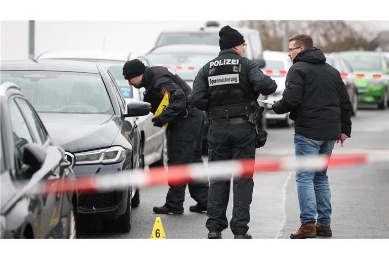 Nach der Tat flüchteten der 26-Jährige mit einem Komplizen über Frankreich nach Großbritannien. Dort nahm ihn die Polizei fest. (Archivbild)