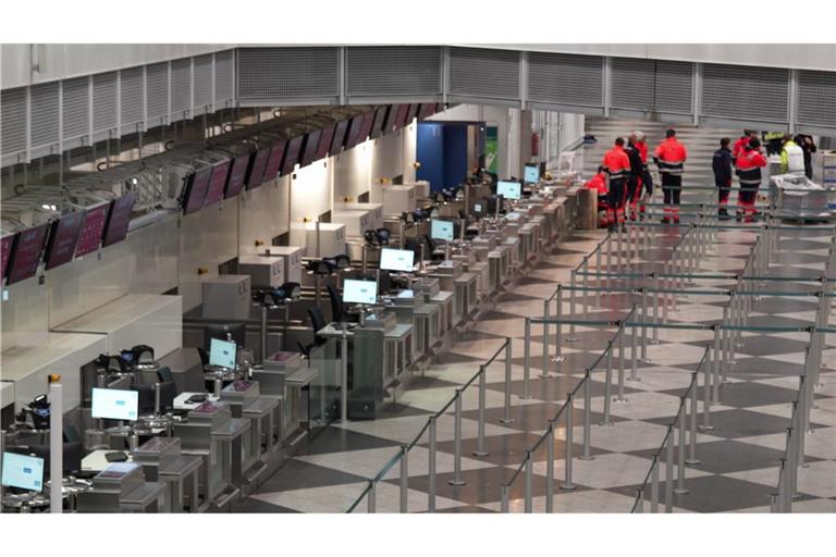 Nach Drohnensichtungen hat der Münchener Flughafen erneut den Betrieb eingestellt.