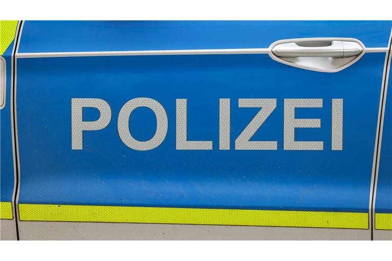 Nach einem Feuer in einer Bahnunterführung ermittelt die Kriminalpolizei Bamberg wegen Verdachts auf Brandstiftung.