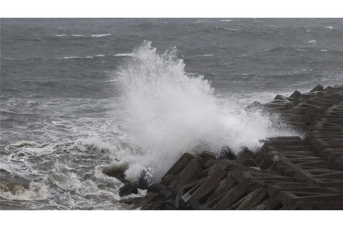 Nach einem schweren Erdbeben warnt Japan vor einem Tsunami (Archivbild).