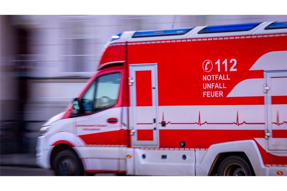 Nach einem tödlichen Badeunfall von zwei Schwestern sind nun die Eltern angeklagt. (Symbolbild)