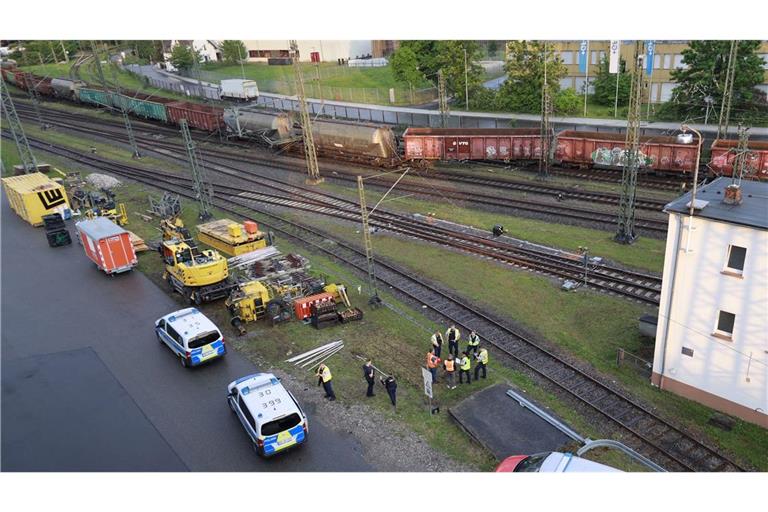 Nach einem Unfall mit einem Güterzug im Landkreis Konstanz ist die Bahnstrecke wieder frei.