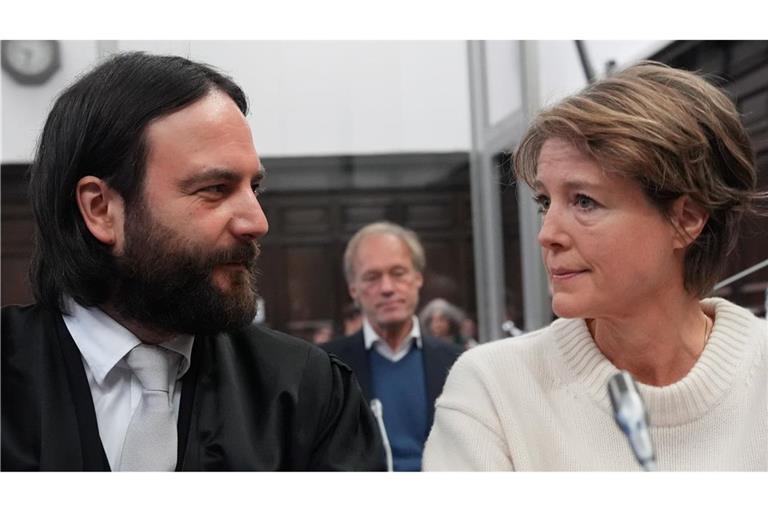 Nach einer dramatischen Szene im Gerichtssaal wurde der Prozess kurz unterbrochen.