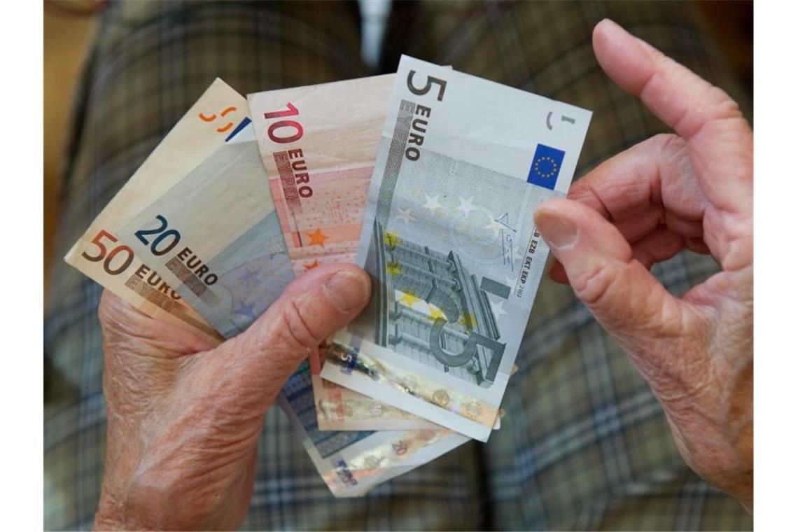 Nach einer Verordnung von Sozialminister Hubertus Heil steigt die Rente in Westdeutschland um 3,45 Prozent, in den neuen Bundesländern um 4,20 Prozent. Foto: picture alliance / dpa
