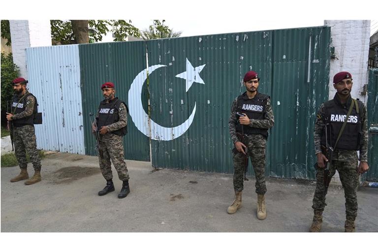 Nach indischen Angaben hat auch das pakistanische Militär Ziele in Kaschmir beschossen. (Archivbild)