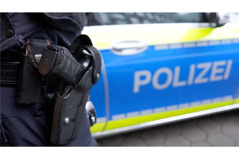 Nach kurzer Fahndung hat die Polizei am Samstag ein Senden einen Exhibitionisten festgenommen.