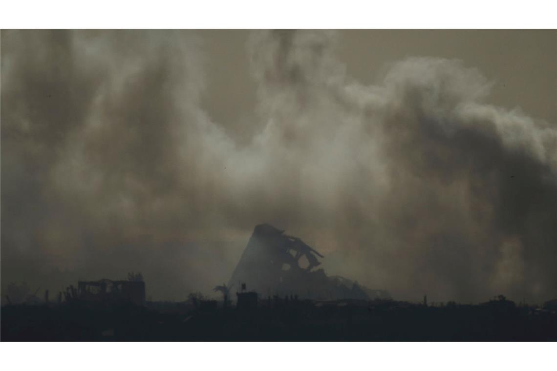 Nach Medienberichten hat das israelische Militär alle seine regulären Infanterie- und Panzerbrigaden in den umkämpften Gazastreifen verlegt. (Archivbild)